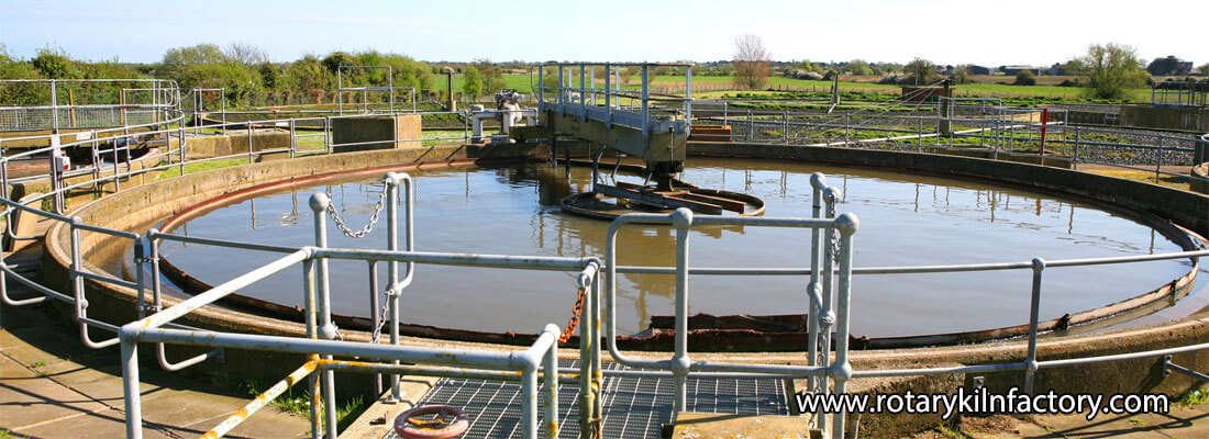 Sludge thickening tank in sewage treatment plant