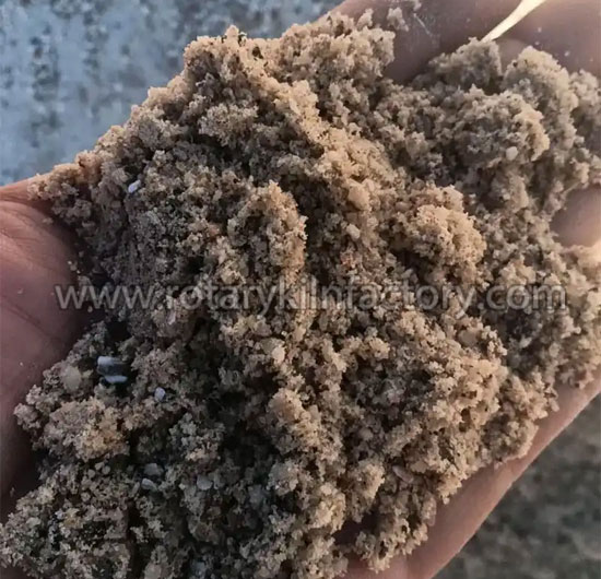 wet-silica-sand Wet silica sand